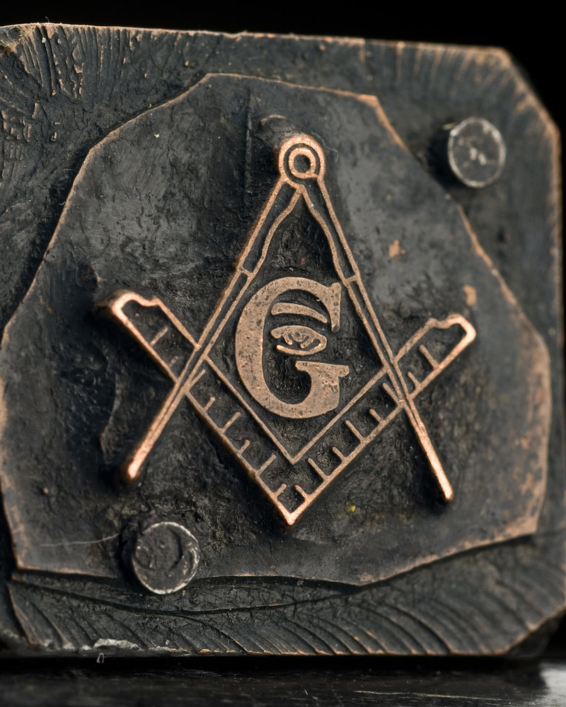 Vizualni motiv naslovnice Amenkamen